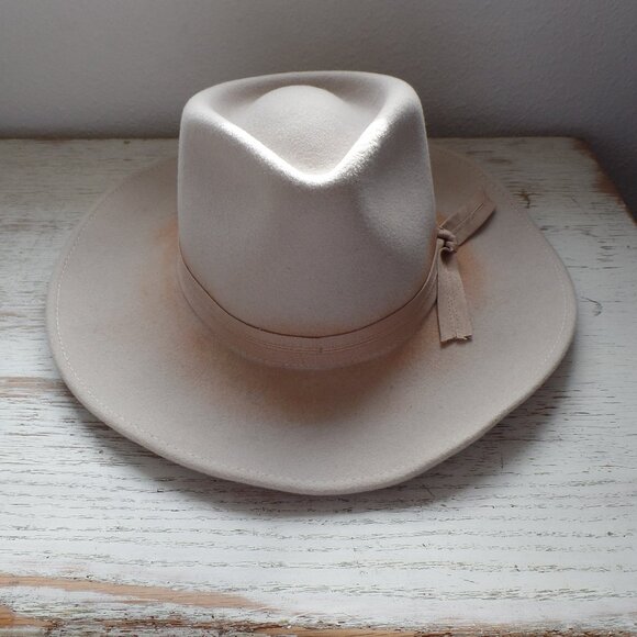 Free People Distressed Ivory Ribbon Bow Wool Hat Ale Alessandrea - Picture 1 of 8